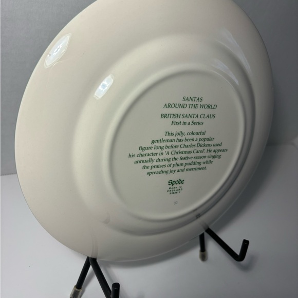 Spode Santas Around The World Plate 7.75”Christmas Tree Green Trim England VTG - Picture 8 of 8